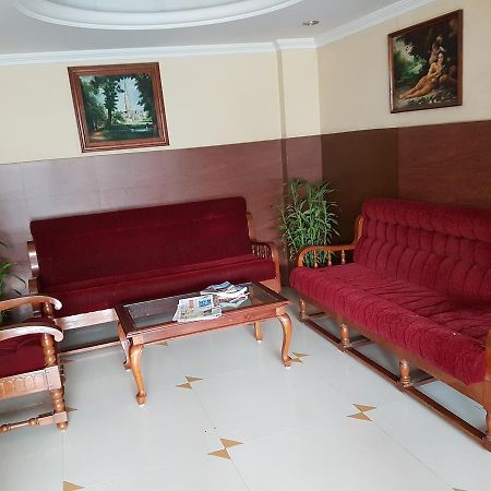 Hotel The Samrat Thiruvananthapuram Екстериор снимка