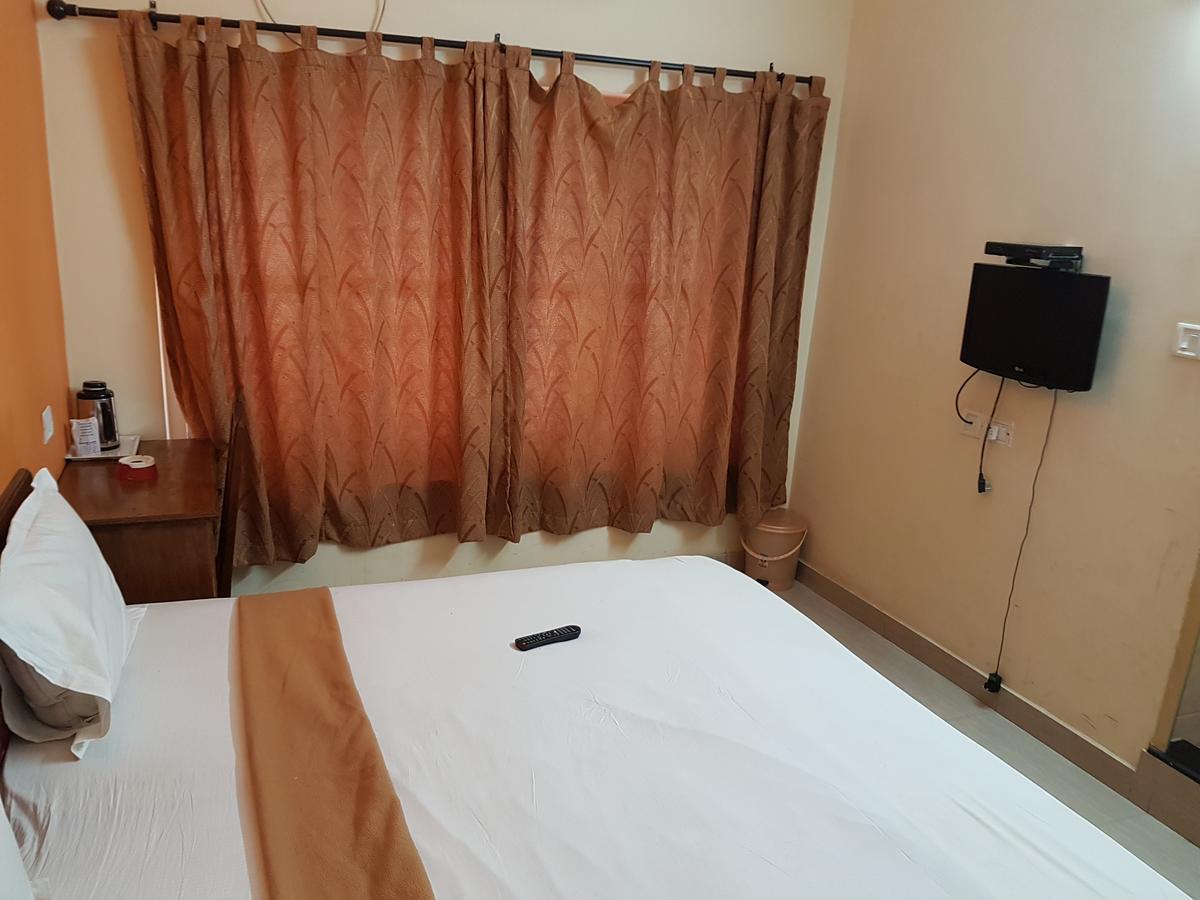 Hotel The Samrat Thiruvananthapuram Екстериор снимка