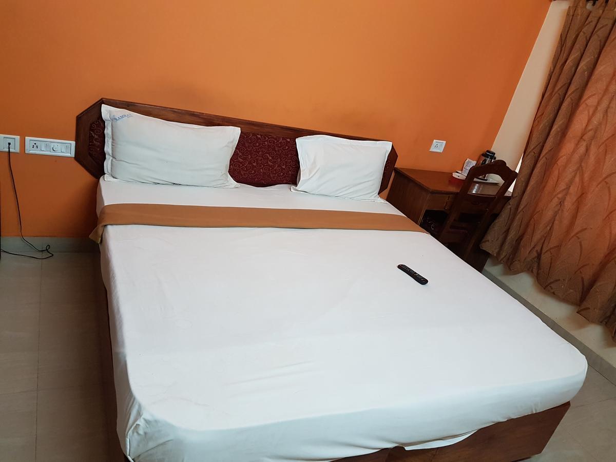 Hotel The Samrat Thiruvananthapuram Екстериор снимка