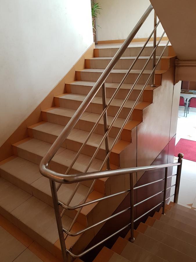 Hotel The Samrat Thiruvananthapuram Екстериор снимка