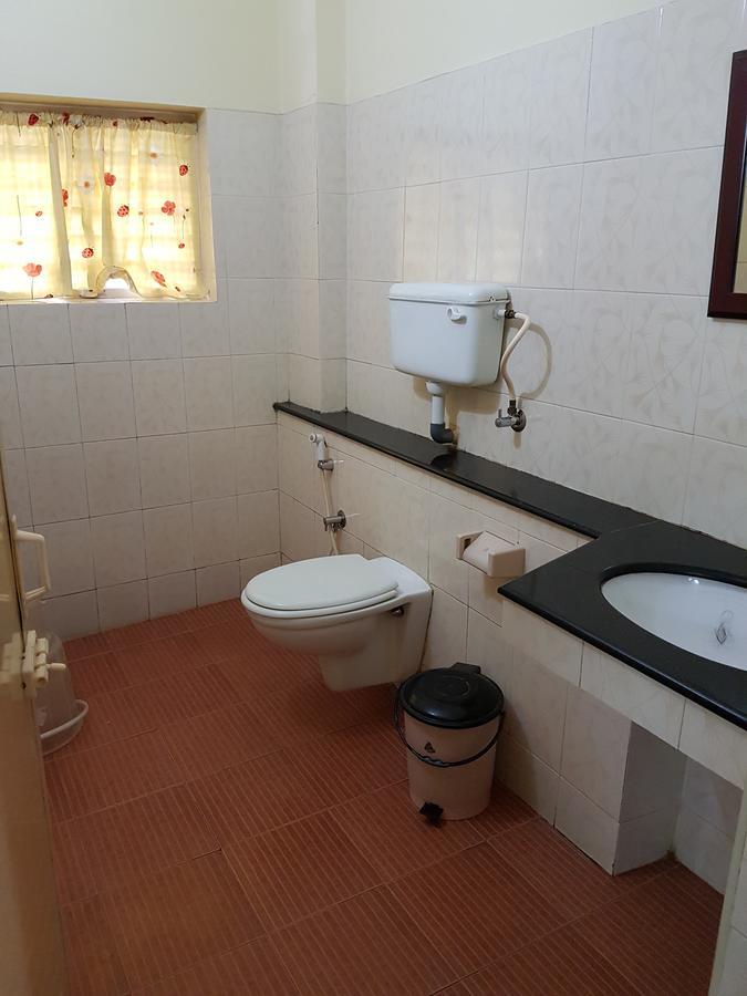 Hotel The Samrat Thiruvananthapuram Екстериор снимка