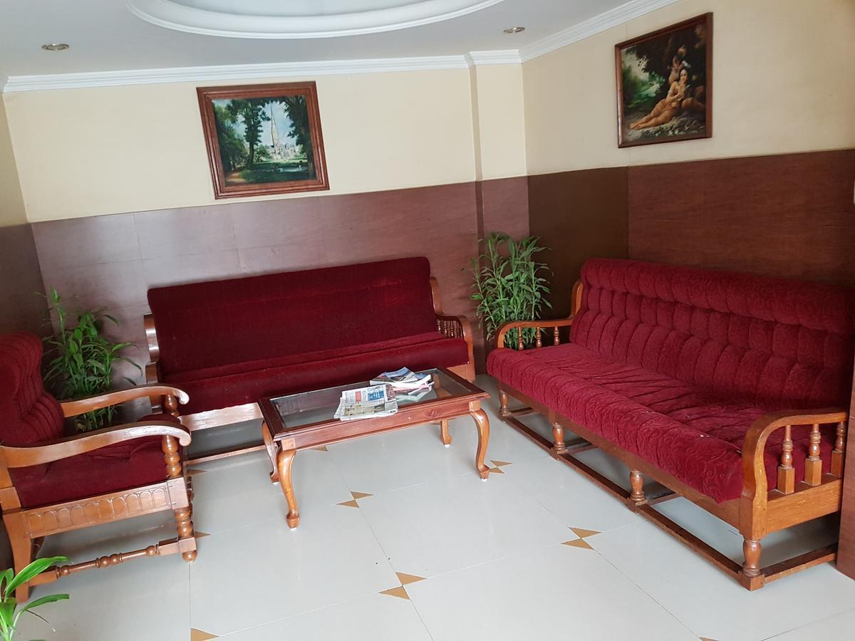 Hotel The Samrat Thiruvananthapuram Екстериор снимка