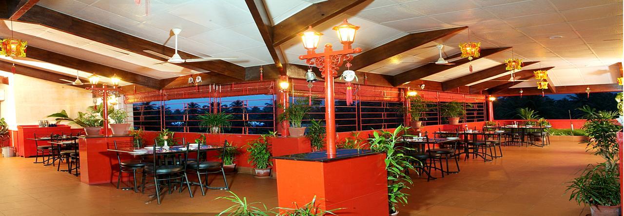 Hotel The Samrat Thiruvananthapuram Екстериор снимка